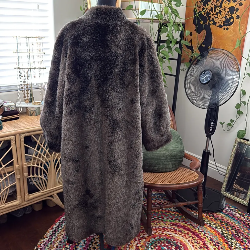 Unbranded Chocolate Brown Faux Fur Reversible Raincoat Maxi Coat Size 16 - Image 2