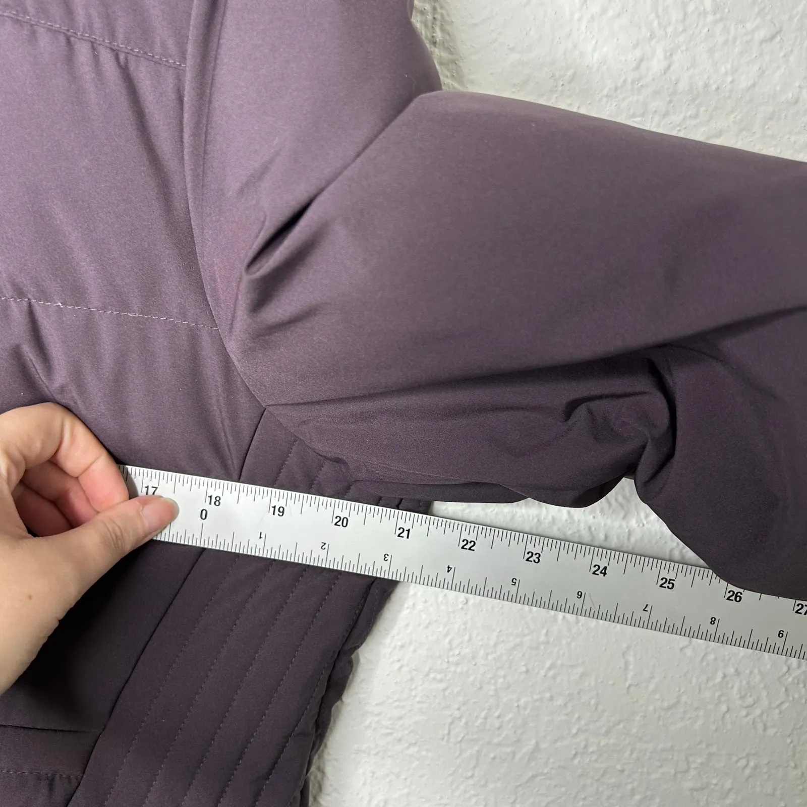 Lands' End Women's Quilted Down Hooded Coat Sz M/T 600 Fill Power 80/20 - Image 7