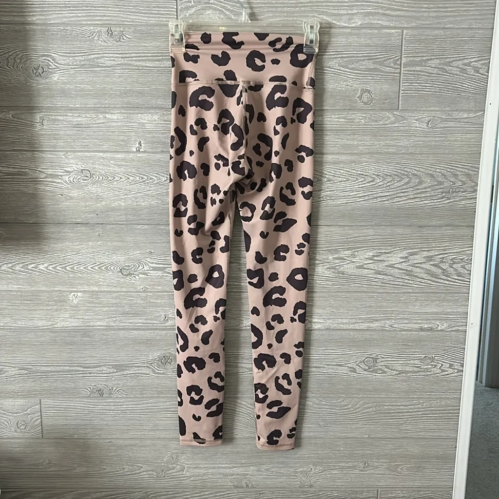 Mud Pie Leopard Print Leggings XS Tan Black‎ Seamless High Waisted Athleisure - Image 3
