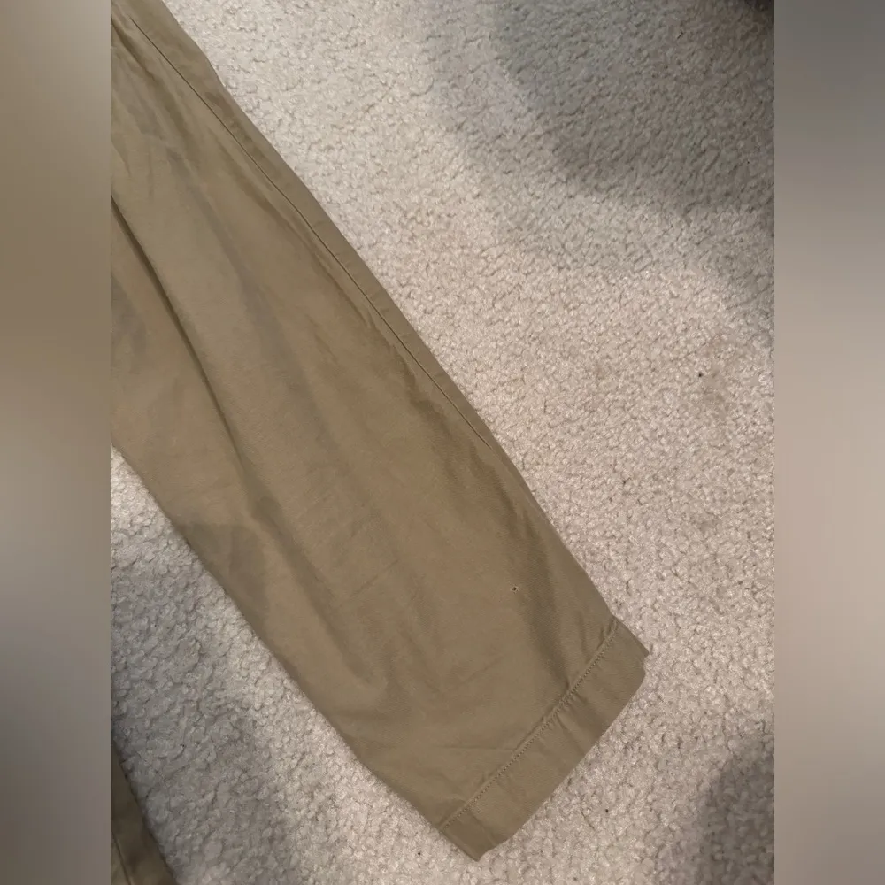 Hollister ultra high rise jogger women pants size S - Image 8