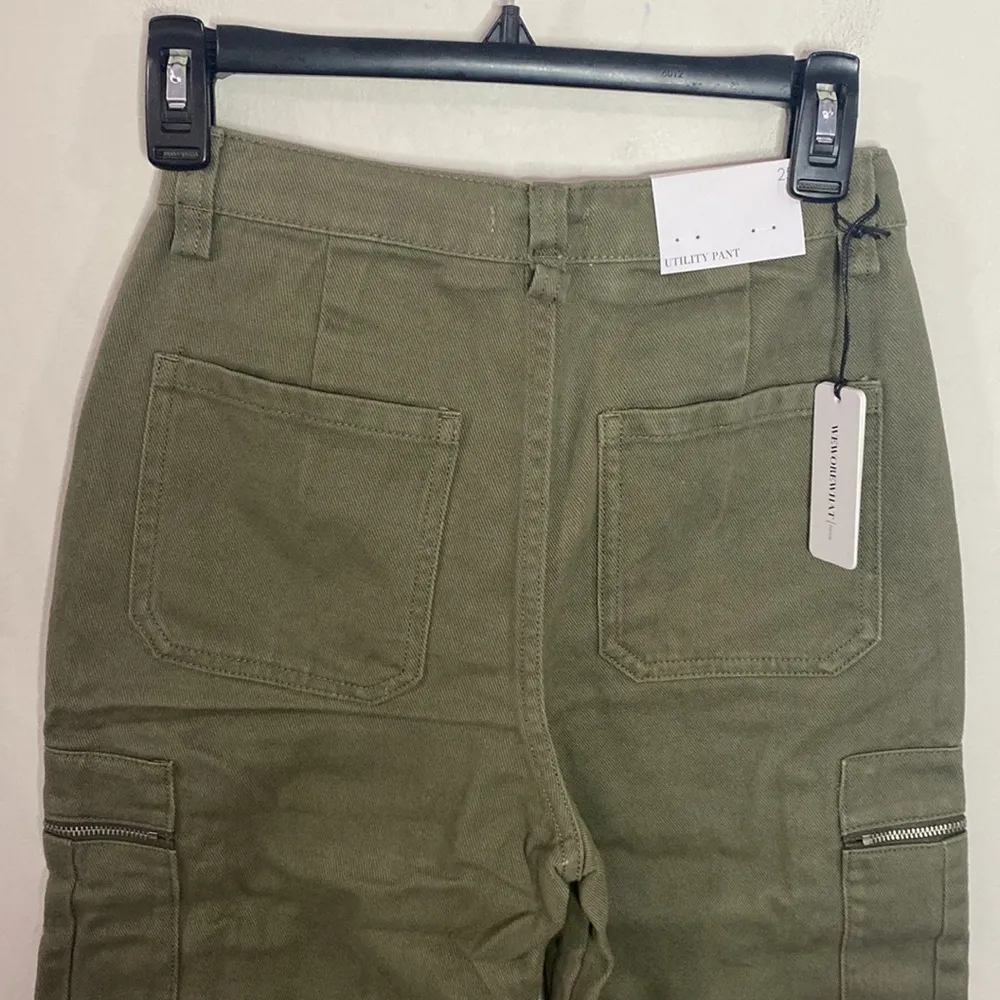 We Wore What  utility pant solid rigid denim in olive size 25 - Image 6