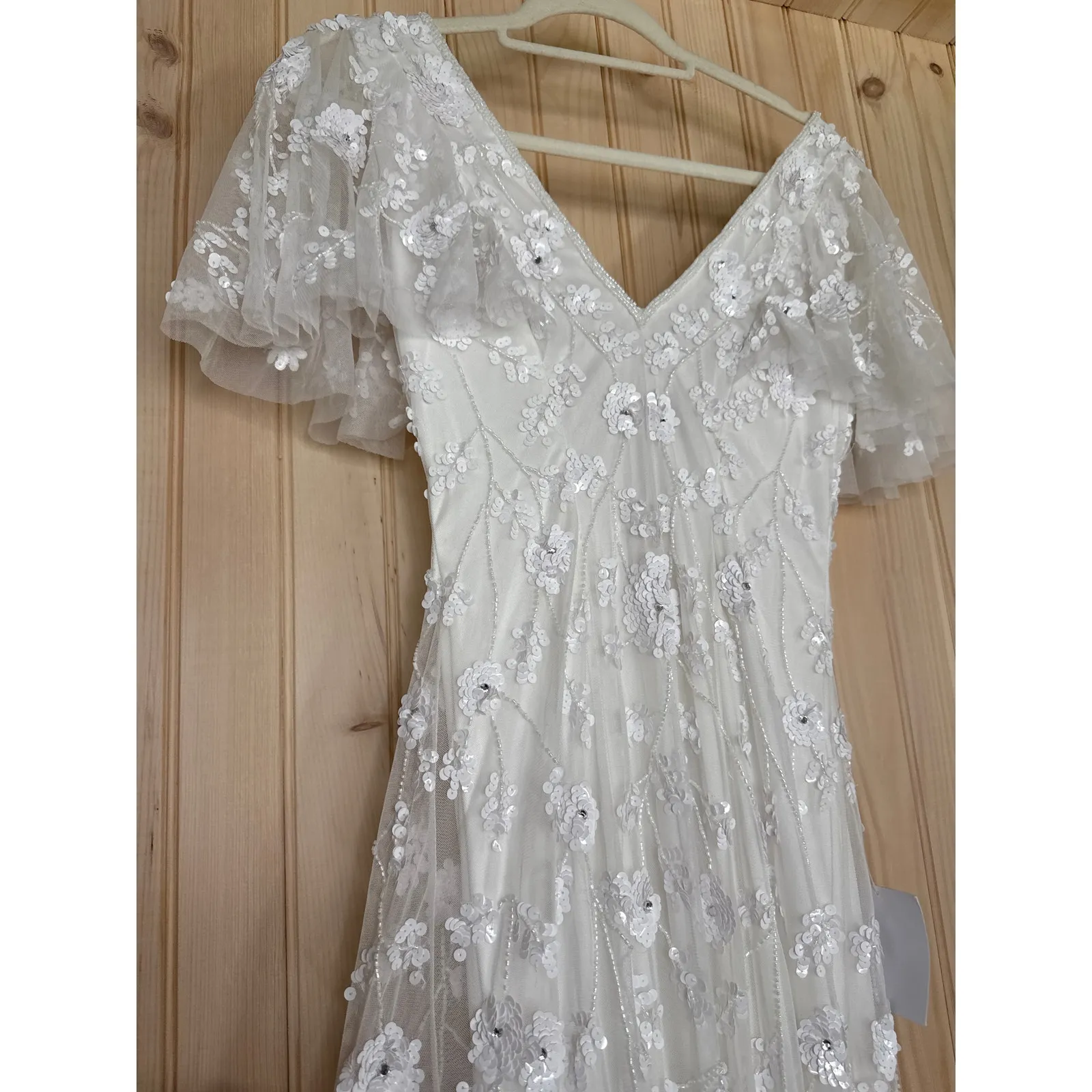 NWT Lulus Safiya White Sequin Flutter Sleeve Maxi Dress Wedding Bridal Bride S - Image 3
