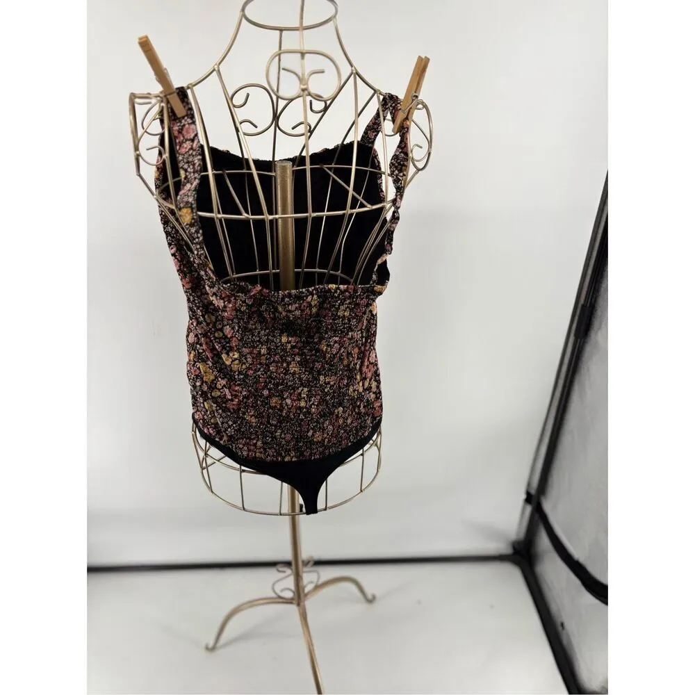 Abercrombie black floral bodysuit size large - Image 13