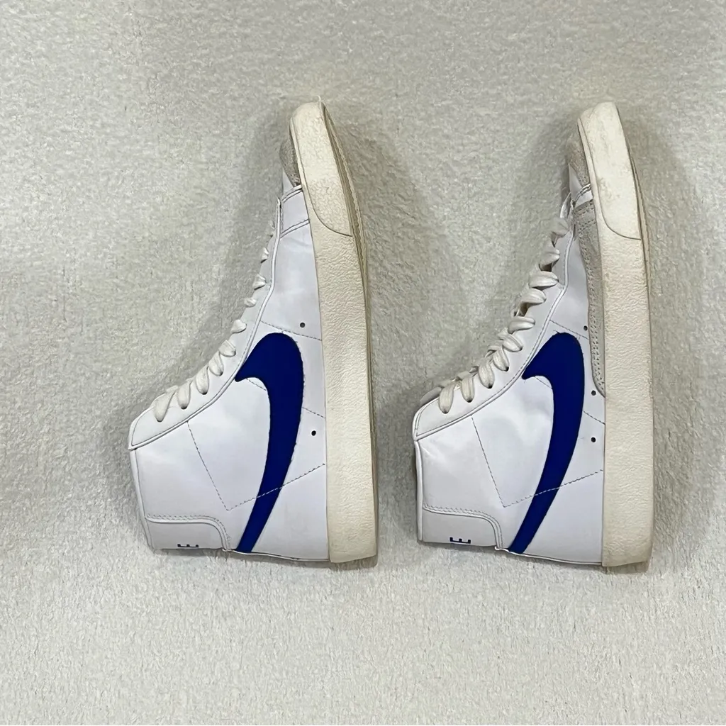 Nike Blazer Mid 77 Women’s Shoe CZ1055-124 Size 9 - Image 3