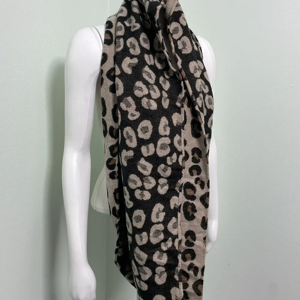 ALDO  - Reversible Leopard Infinity Scarf - Image 3