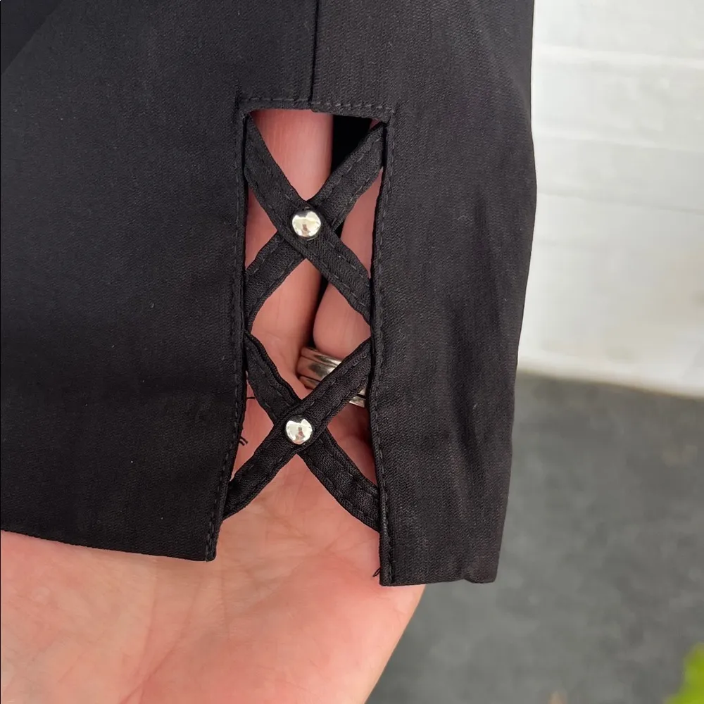 Counterparts Black Cropped Pants with Cutout Detail Size 10 - Image 5