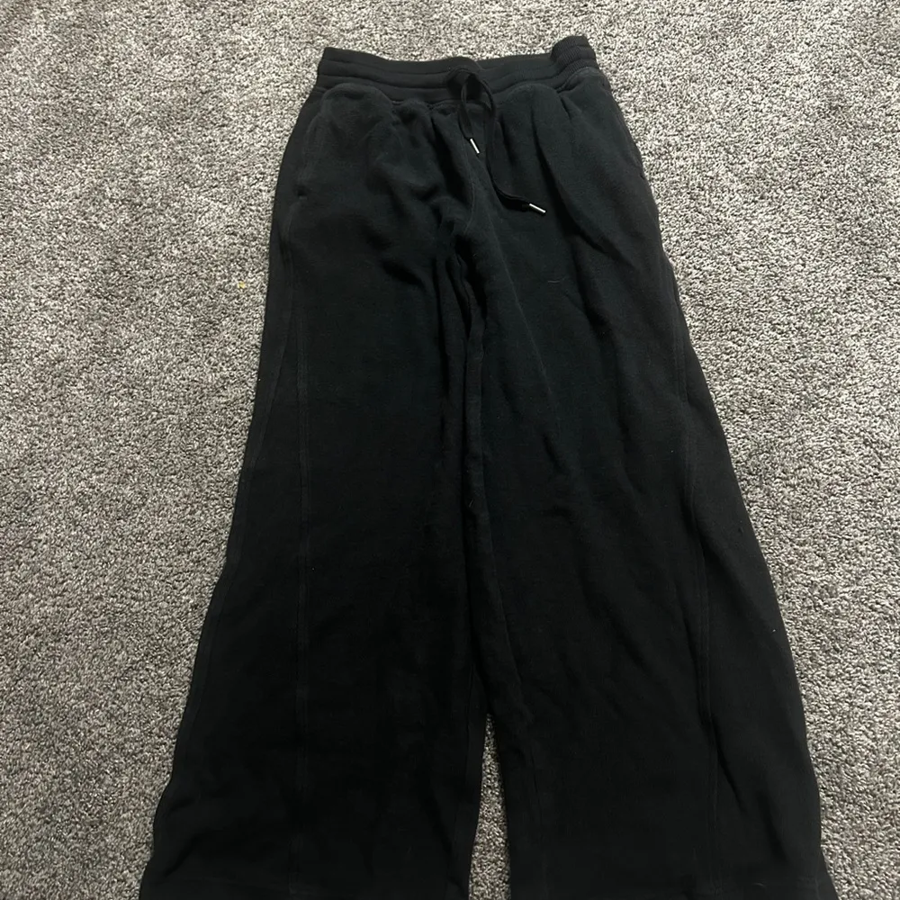 Aerie Classic Black Lounge Pants - Image 3