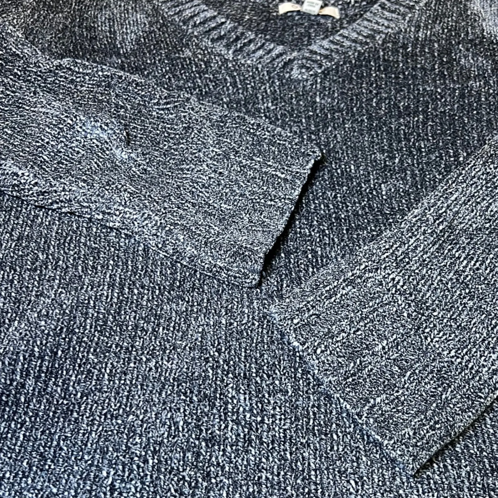 Orvis V Neck Chenille Knit Sweater Womens Large Grey Pullover Winter Cozy Warm - Image 8