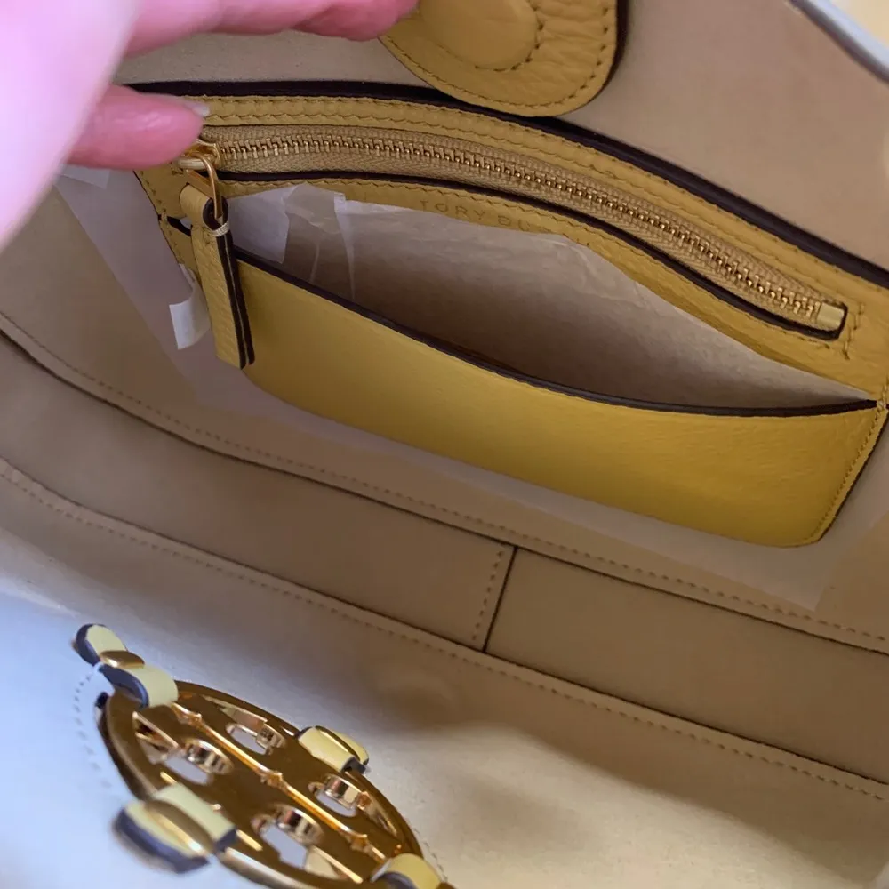 Authentic TORY BURCH Leather shoulder/Crosby bag - Image 16