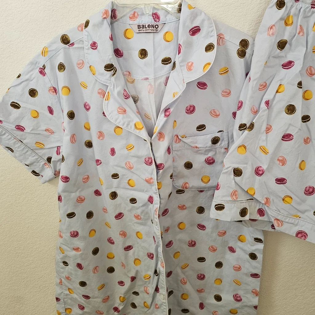 Macaron Print Pajamas Size XL 100% Cotton White - Image 2