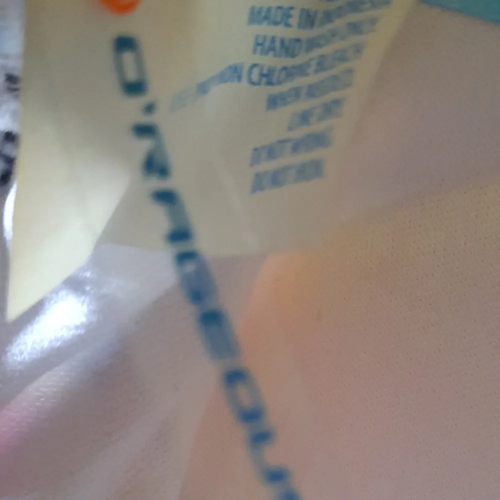 O'Rageous Bikini Top Medium NWT White - Image 6