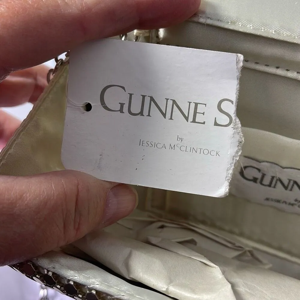 NWT Gunne Sax Jessica McClintock silver chainmail crossbody bag. - Image 6