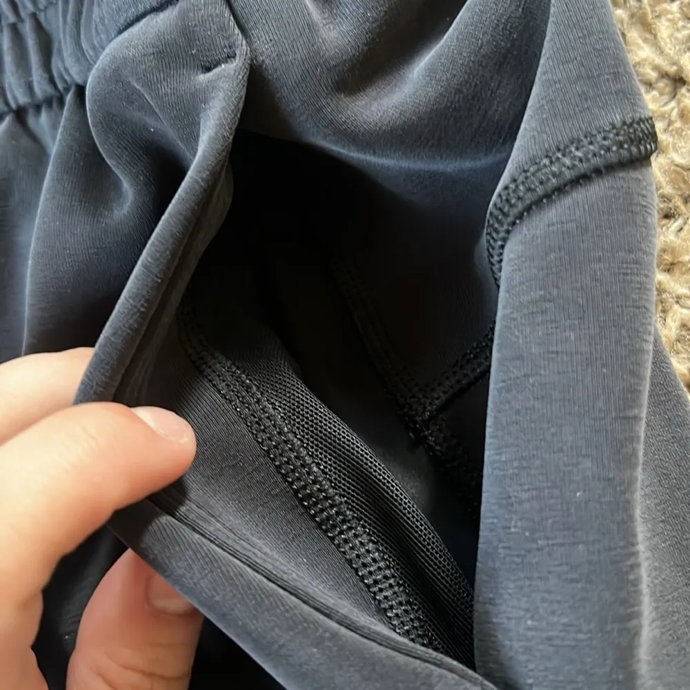 Softstreme High-Rise Straight Leg Crop - True Navy - Image 6