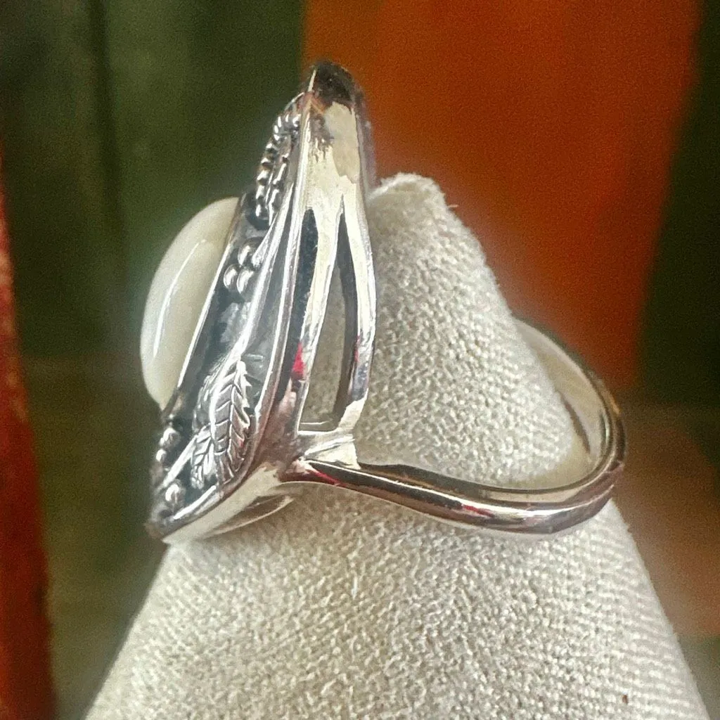 BBJ Sterling Silver Baroque Pearl Statement Ring - Image 5