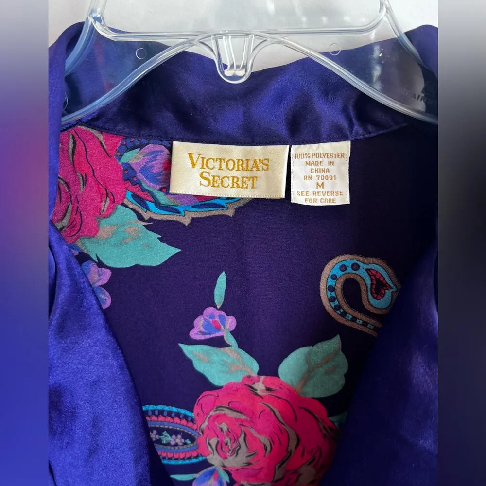 Vintage 80s/90s Victorias Secret Satin Lounge Jacket Medium - Image 2