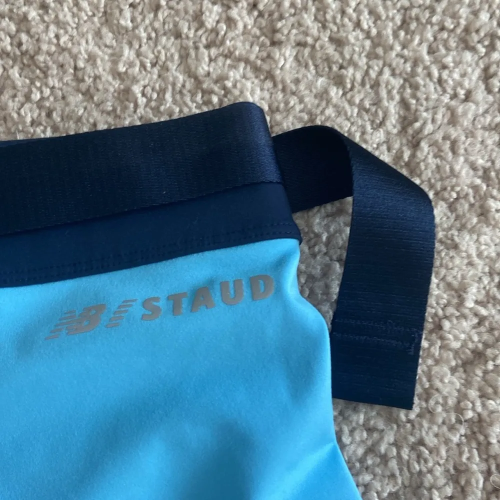 *New balance bike shorts. M - Image 9