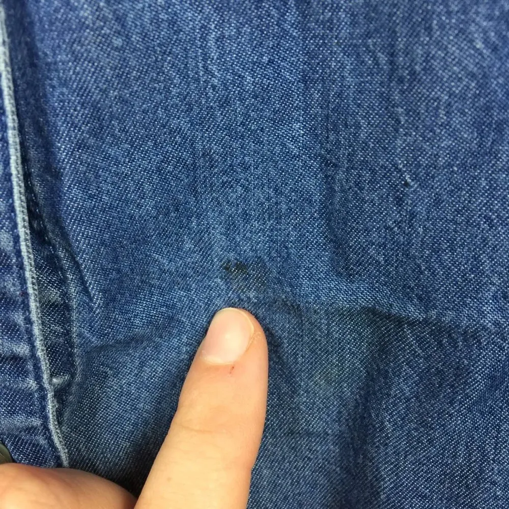 •Just Living• Chambray Button Down - Image 4