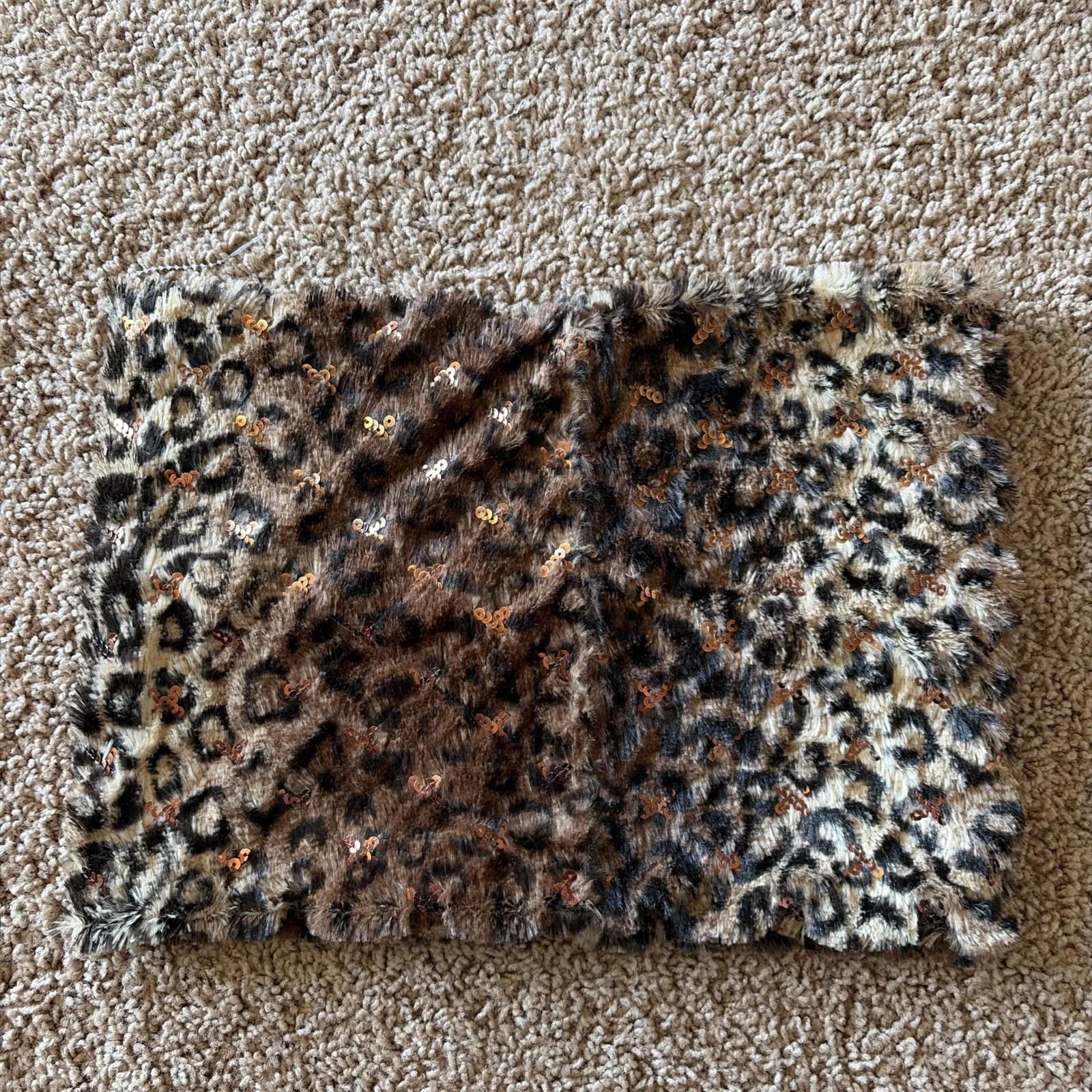 Betsey Johnson Leopard Animal Print Sequin Faux Fux Neck Warmer Cowl One Size - Image 5