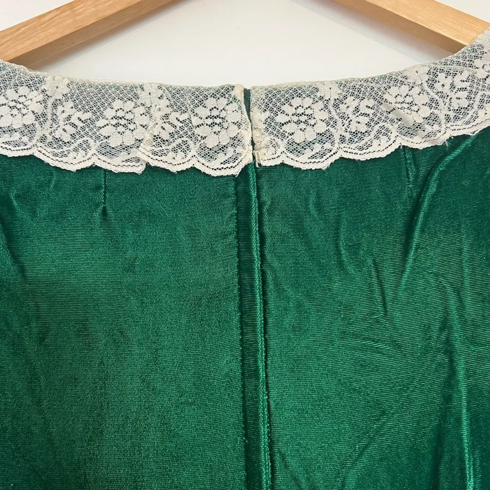 Vintage Green Velvet Dress with Lace Trim Size L - Image 5