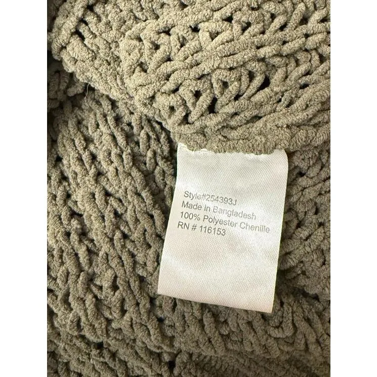 Poof Apparel chunky knit sweater, size Large, green - Image 4