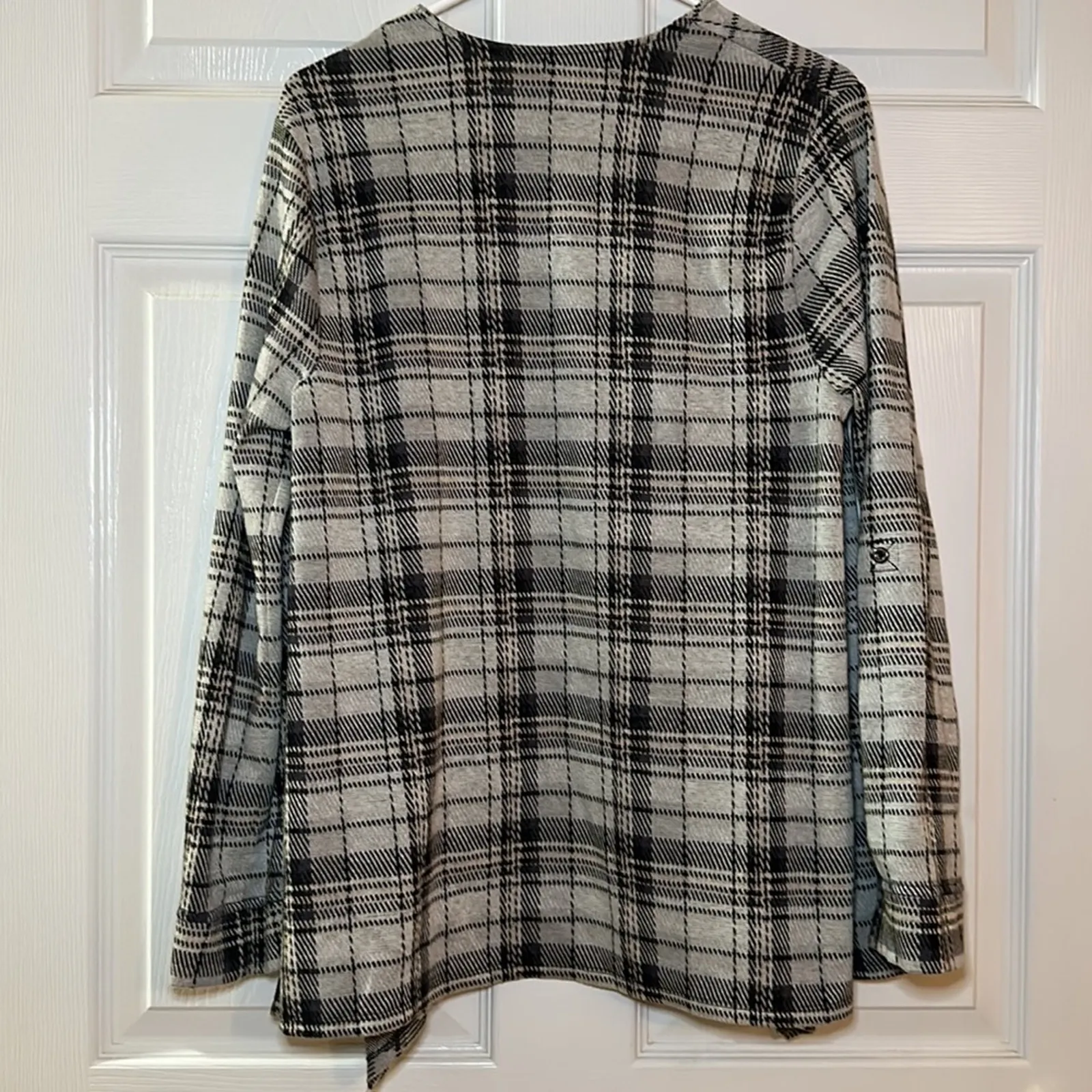 Torrid  00 Women’s Black &‎ Ivory Plaid Drape Jacket Size Medium - Image 8