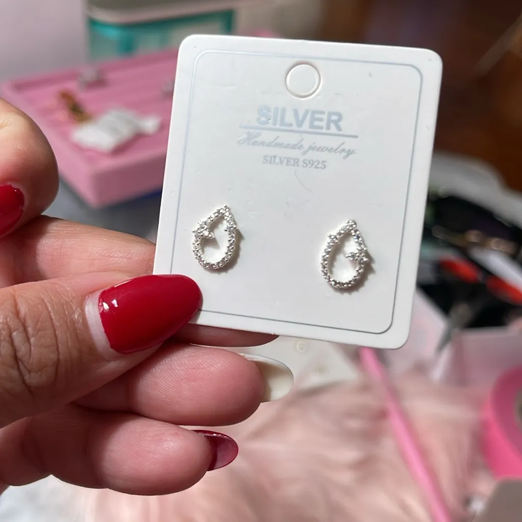 Silver Jeans  Dazzling Silver Hoop Earrings - Image 2