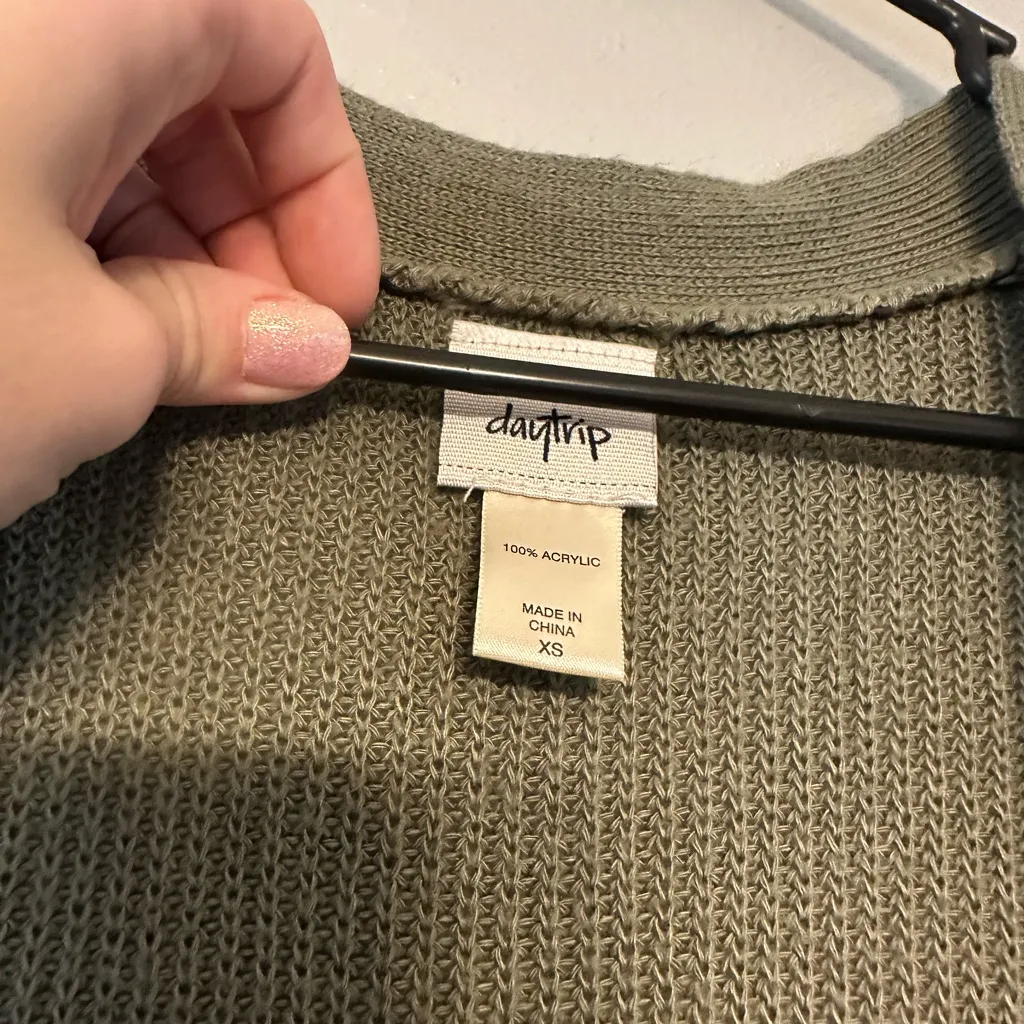 Buckle Daytrip Distressed Cardigan - Image 5