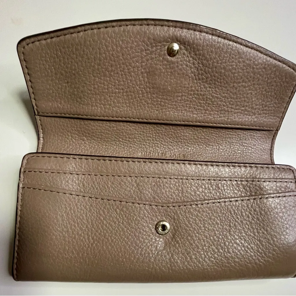 Michael Kors‎ Tan Leather Wallet - Image 4
