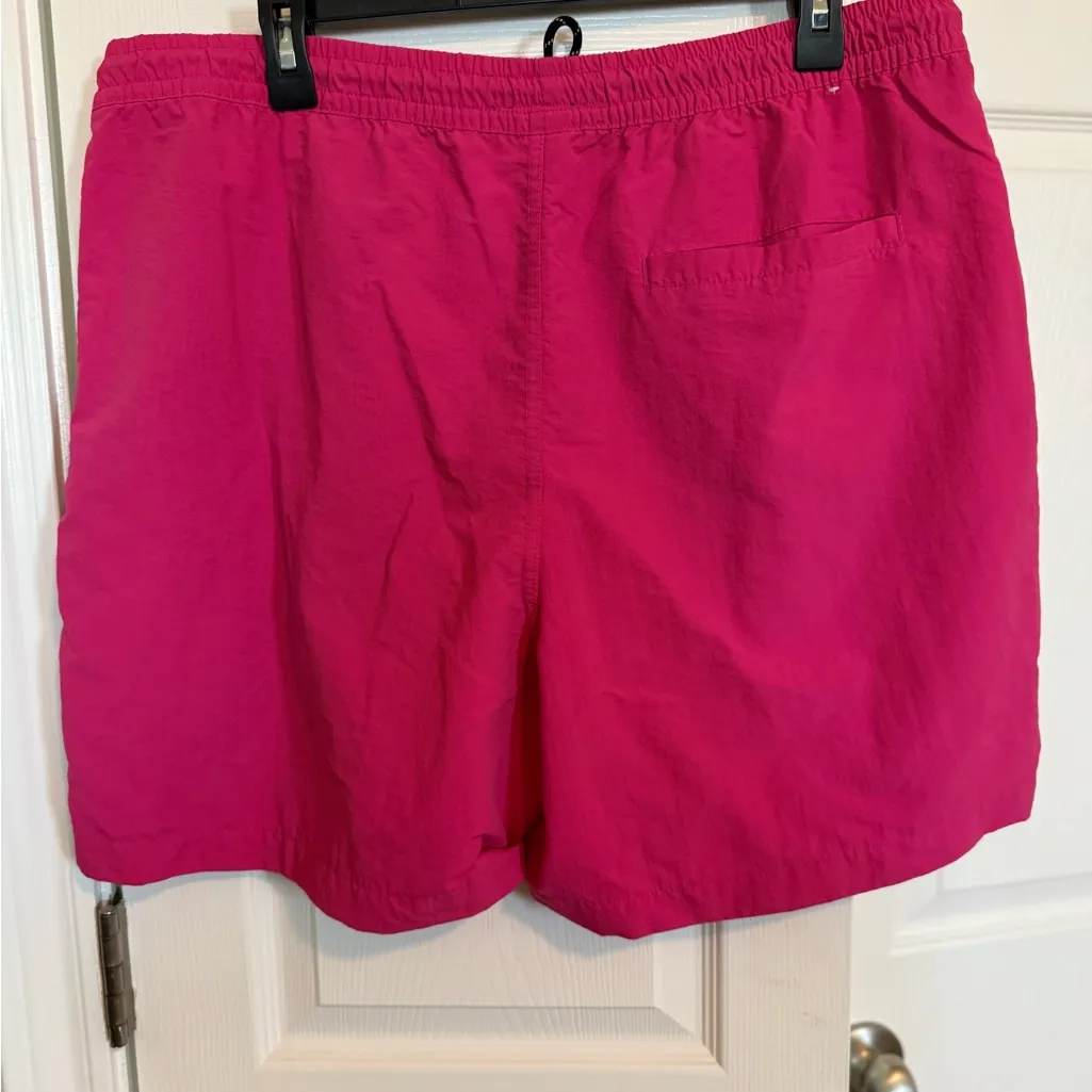 Aeropostale Women's Bright Pink Athletic Shorts - Image 7