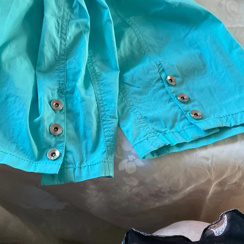 Chico's Cool Cotton Aqua cotton cropped pants. 18-20” waist to hem 35” SIZE 2 - Image 5