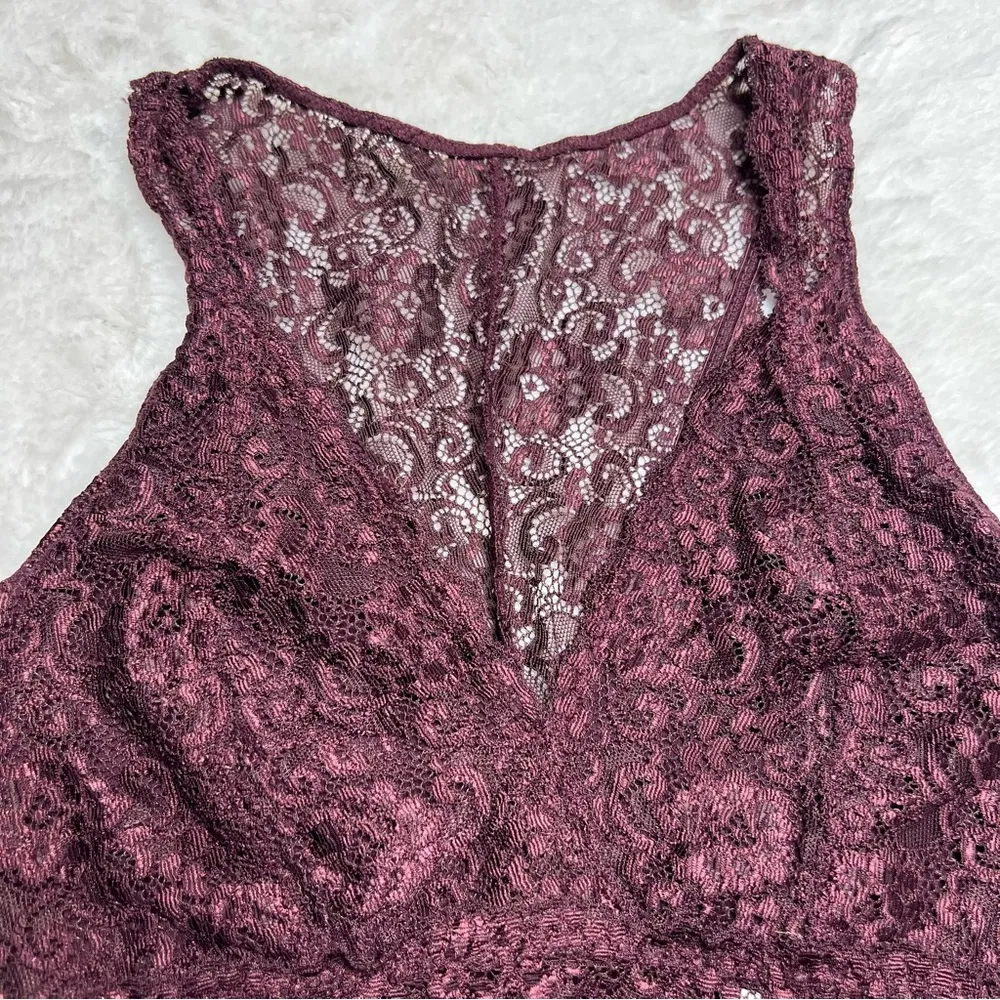 SOMA Burgundy Lace Racerback Bralette Size Small - Image 3