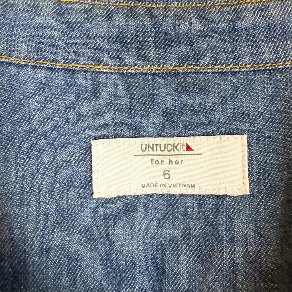 Untuckit for Her Serena Shirt Blue Denim Cotton Western Long Sleeve Snap Size 6 - Image 8