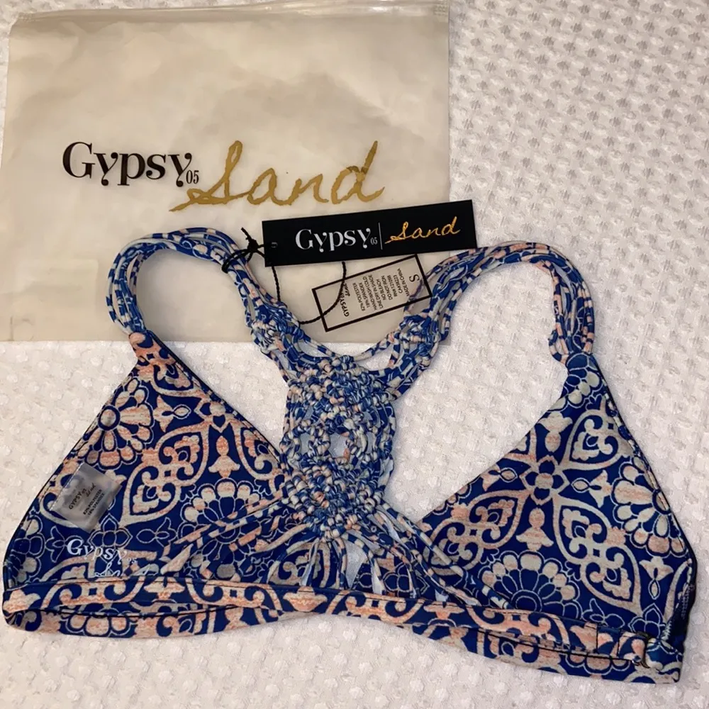 NEW! GYPSY 05 SAND Bikini Size Small Crochet Racerback Top Blue Multi Tile Print - Image 7