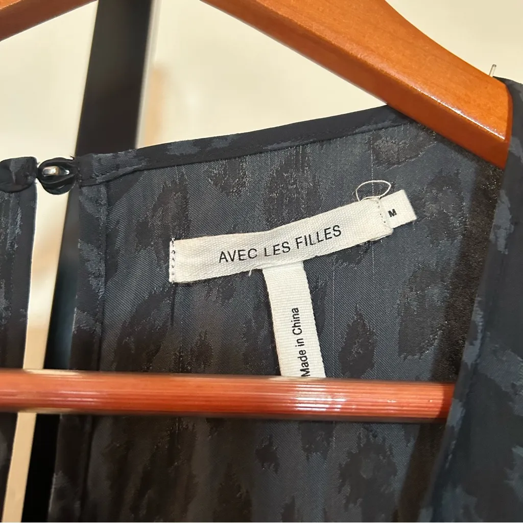 Avec Les Filles Lucy Romper Leopard Print Ruffle Sleeve Open Back Black Size M - Image 4