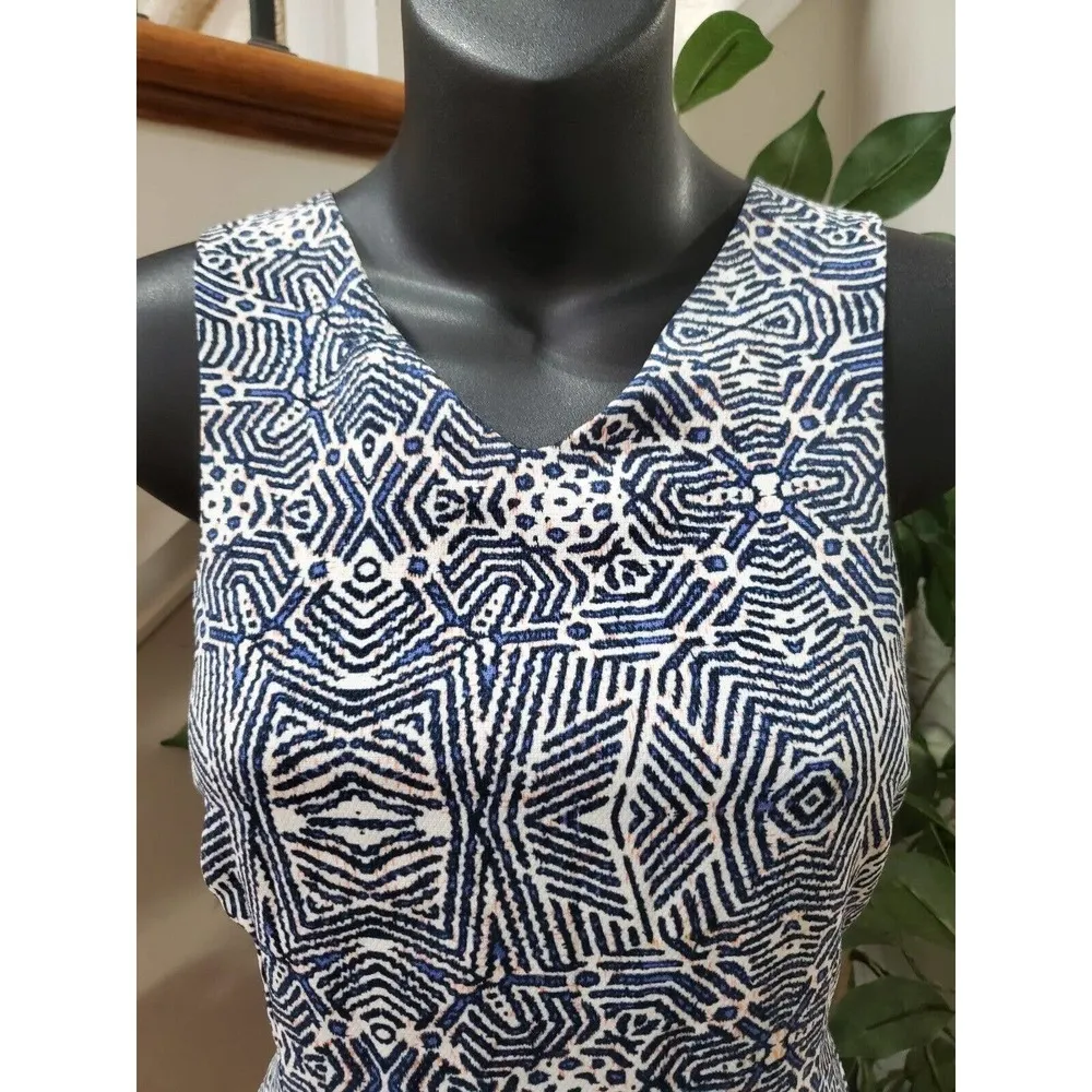 Tinley Women White Blue 100% Polyester Sleeveless V Neck Knee Length Dress Small - Image 12