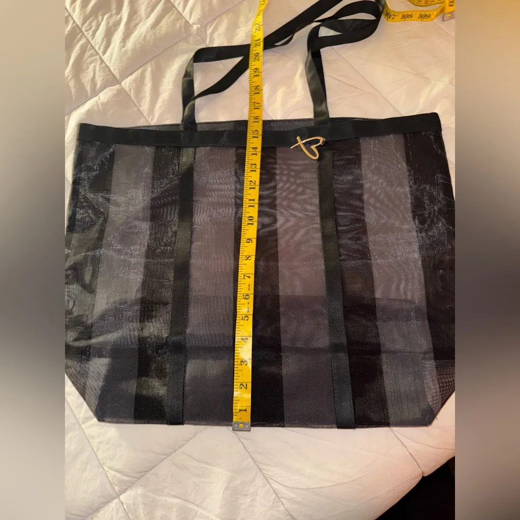 Victoria's Secret Black Mesh Tote with Gold Heart - Image 5