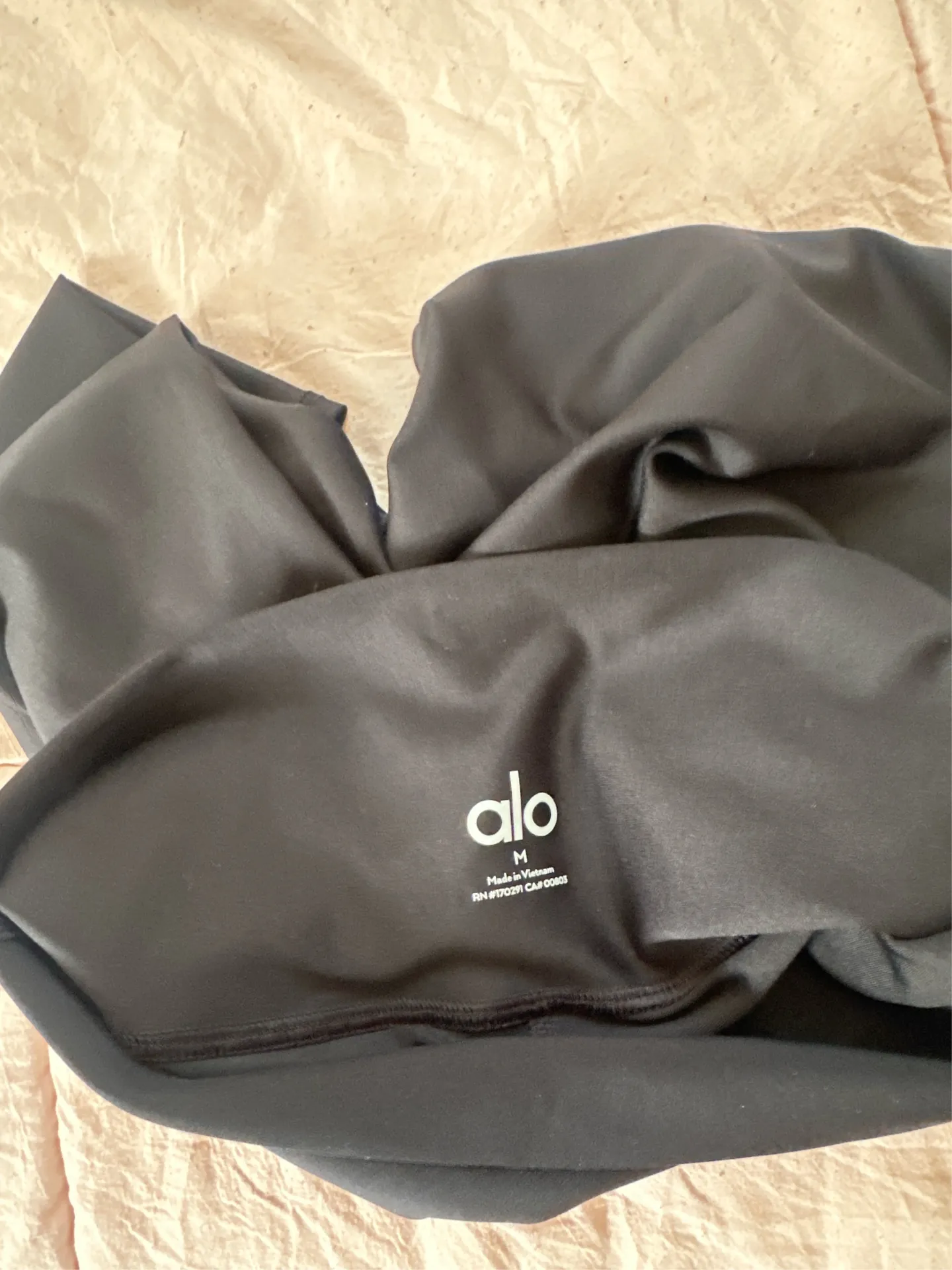 Alo Yoga Airlift Leggings 7/8 - Image 4