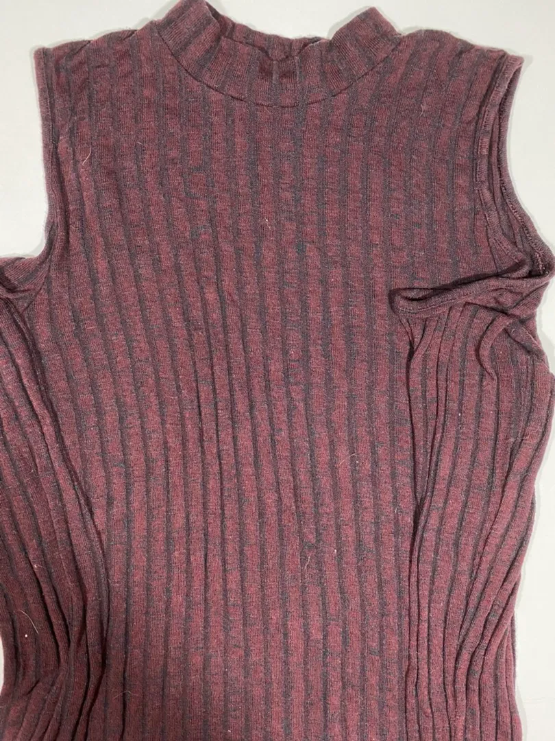 American Eagle Outfitters 3 Tops Multiple Size M - Image 2