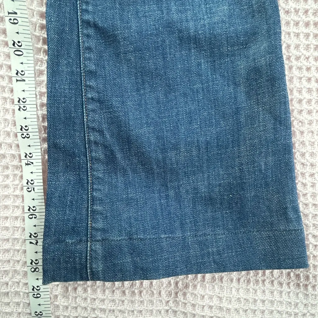 Citizens of Humanity Y2K low rise Faye wide-leg  flare medium wash jeans size 25 - Image 7