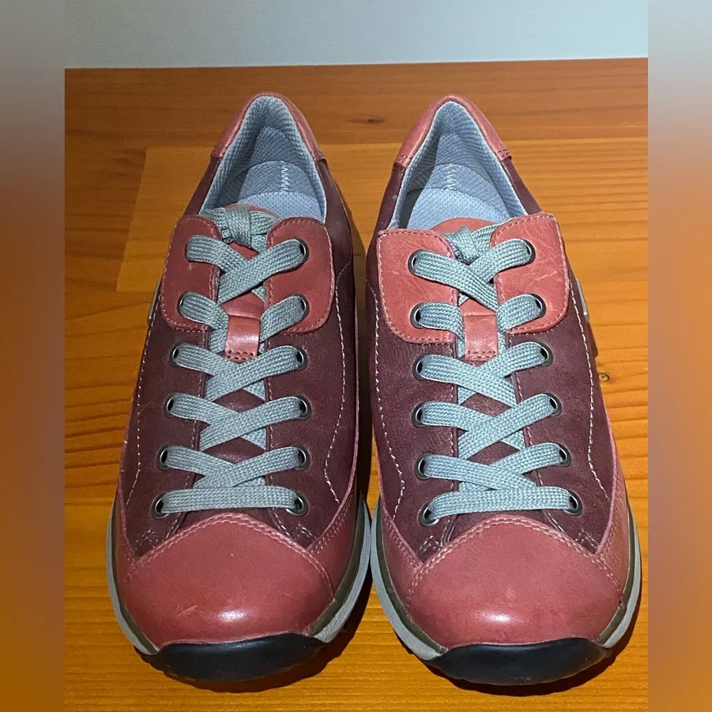 Romika by Josef Seibel Gabriele 17 leather / suede sneaker. Waterproof size 6 Red - Image 8