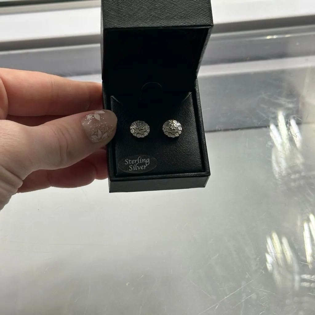 Sterling Silver Diamond Stud Earrings - Image 5