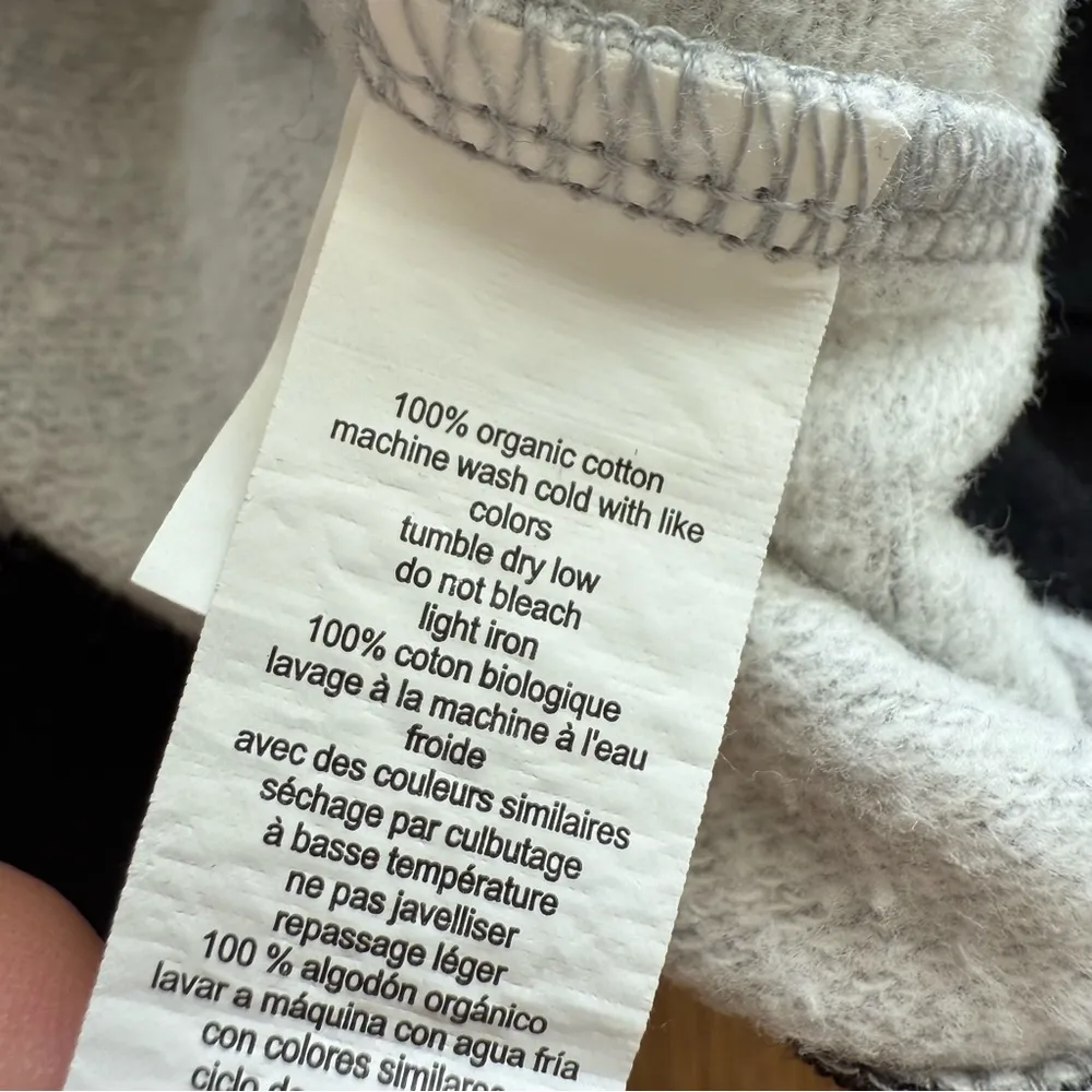 Monica & Andy NWOT Gray Ghost Embroidered Sweatshirt Size L - Image 5