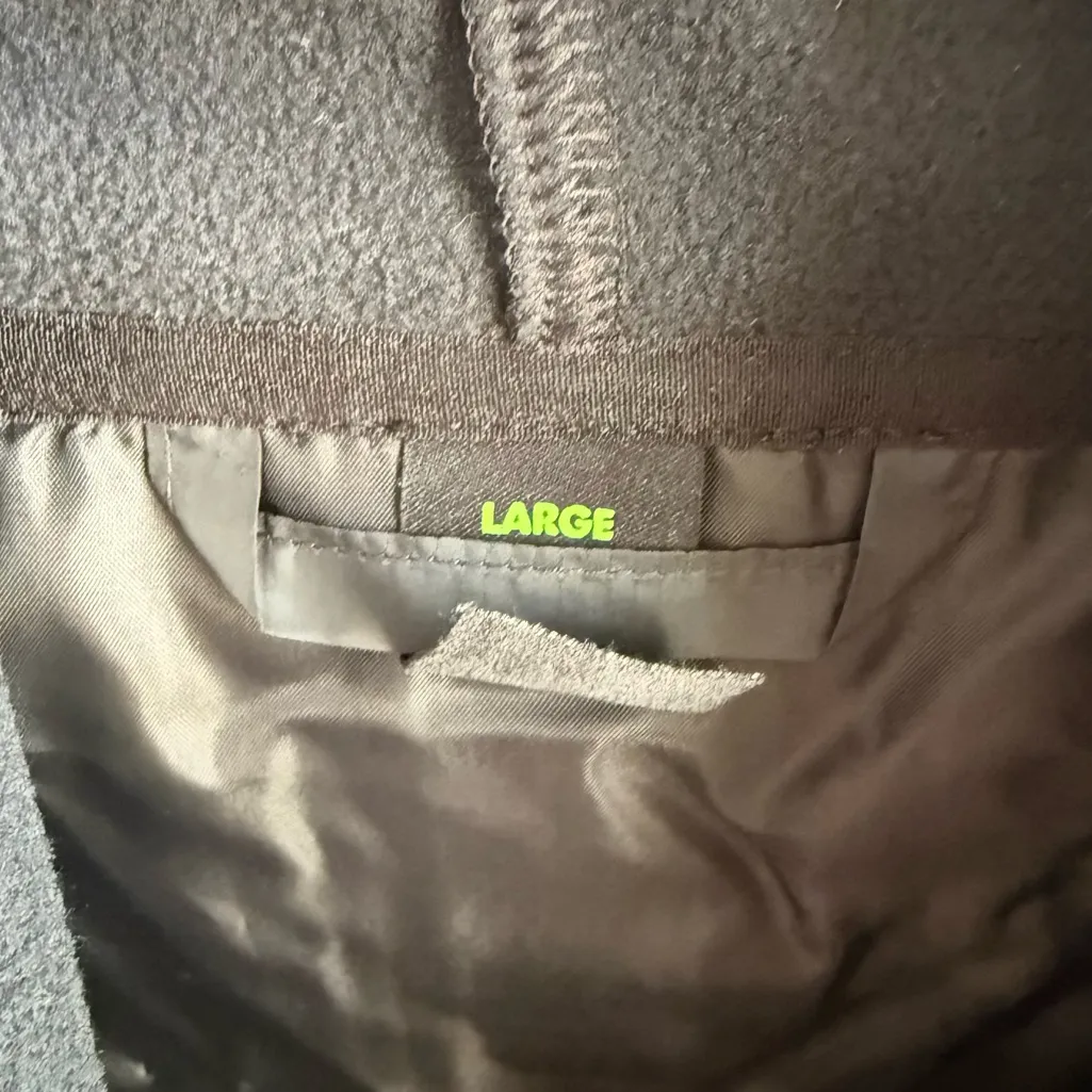 NWT ARMADA Black & Green Como Pullover Full Zip Jacket Size L - Image 4