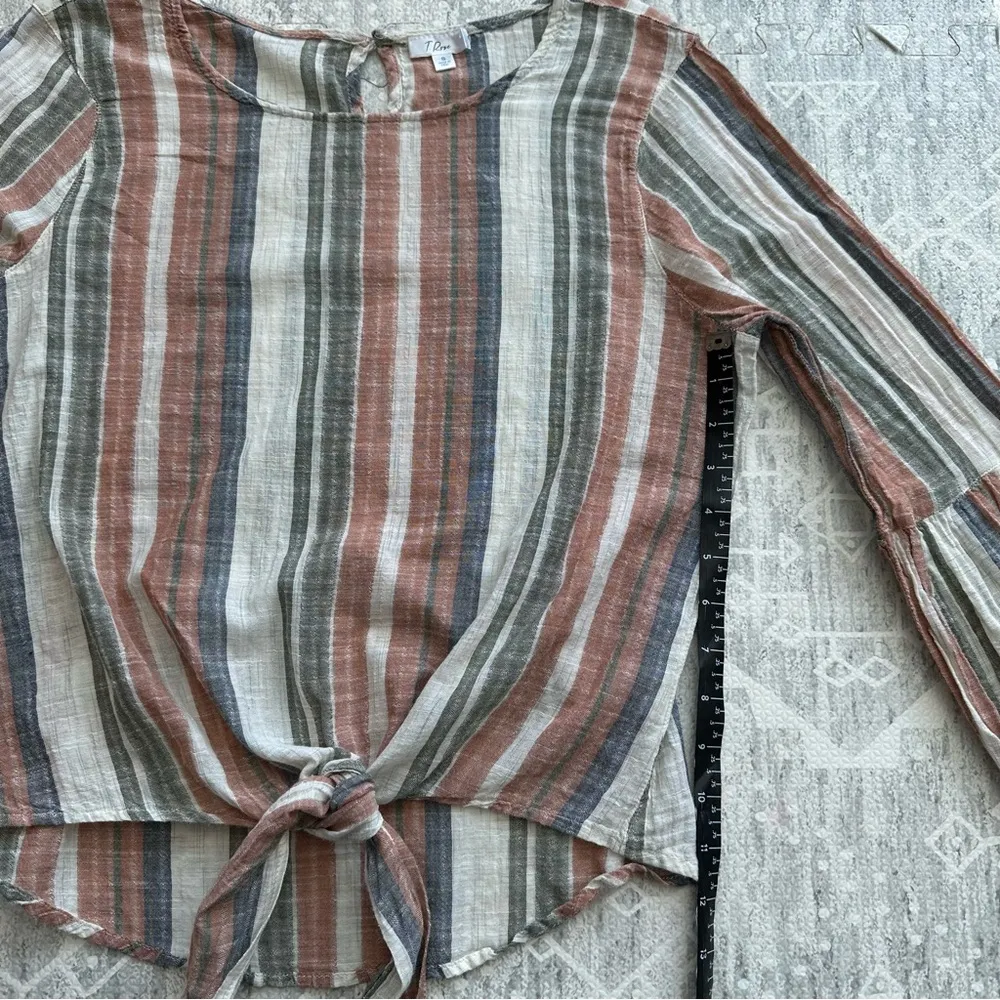 T. Rose Striped Tie Front Linen Bubble Sleeve Scoop Neck Keyhole Back Top Size S Purple - Image 11