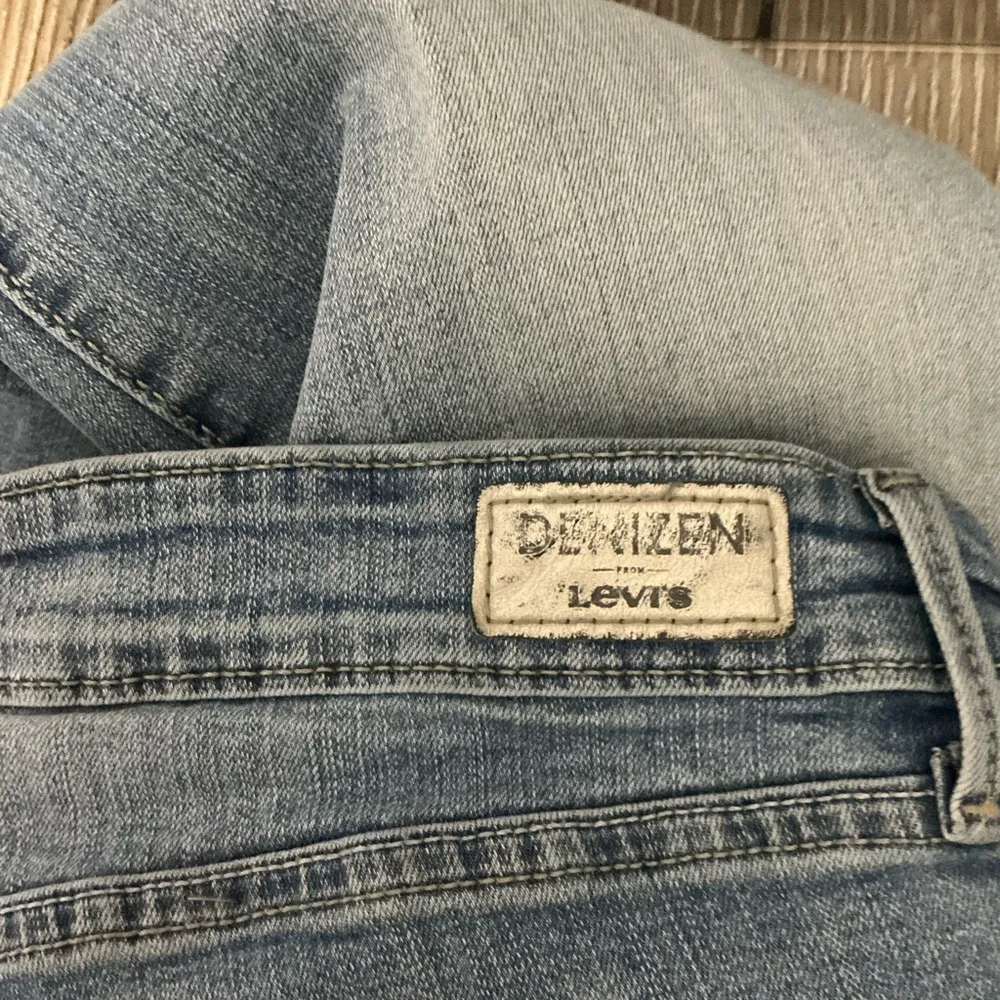 Denizen from Levi's Blue Skinny Jeans - Image 3