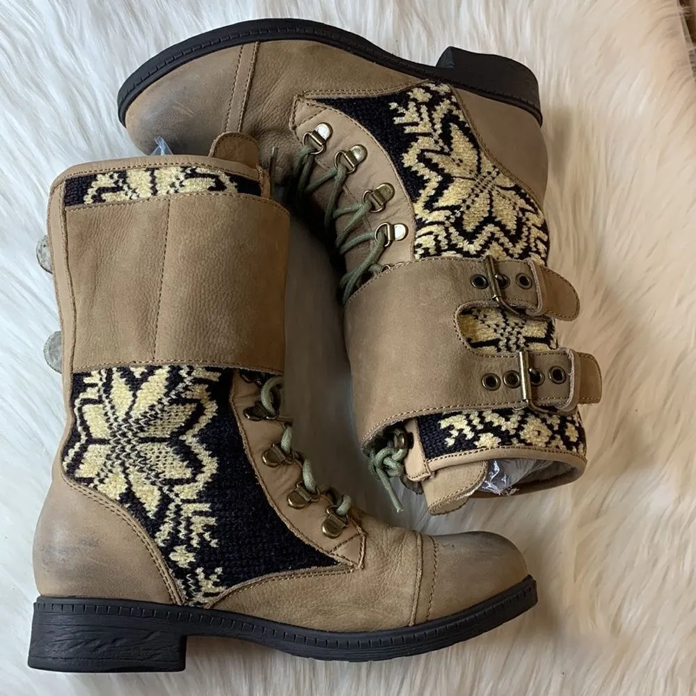 Kelsi Dagger Ilya Snowflake Boots Size 7 - Image 10
