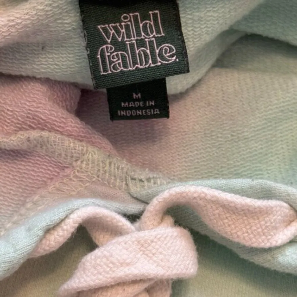 Wild Fable women's medium tye-dyed sweatshirt - Image 2