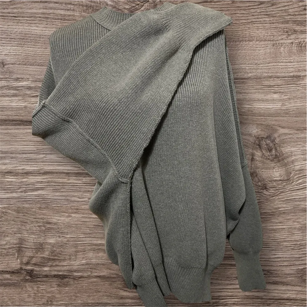 Easy Street Gray Tunic sz Medium - Image 13