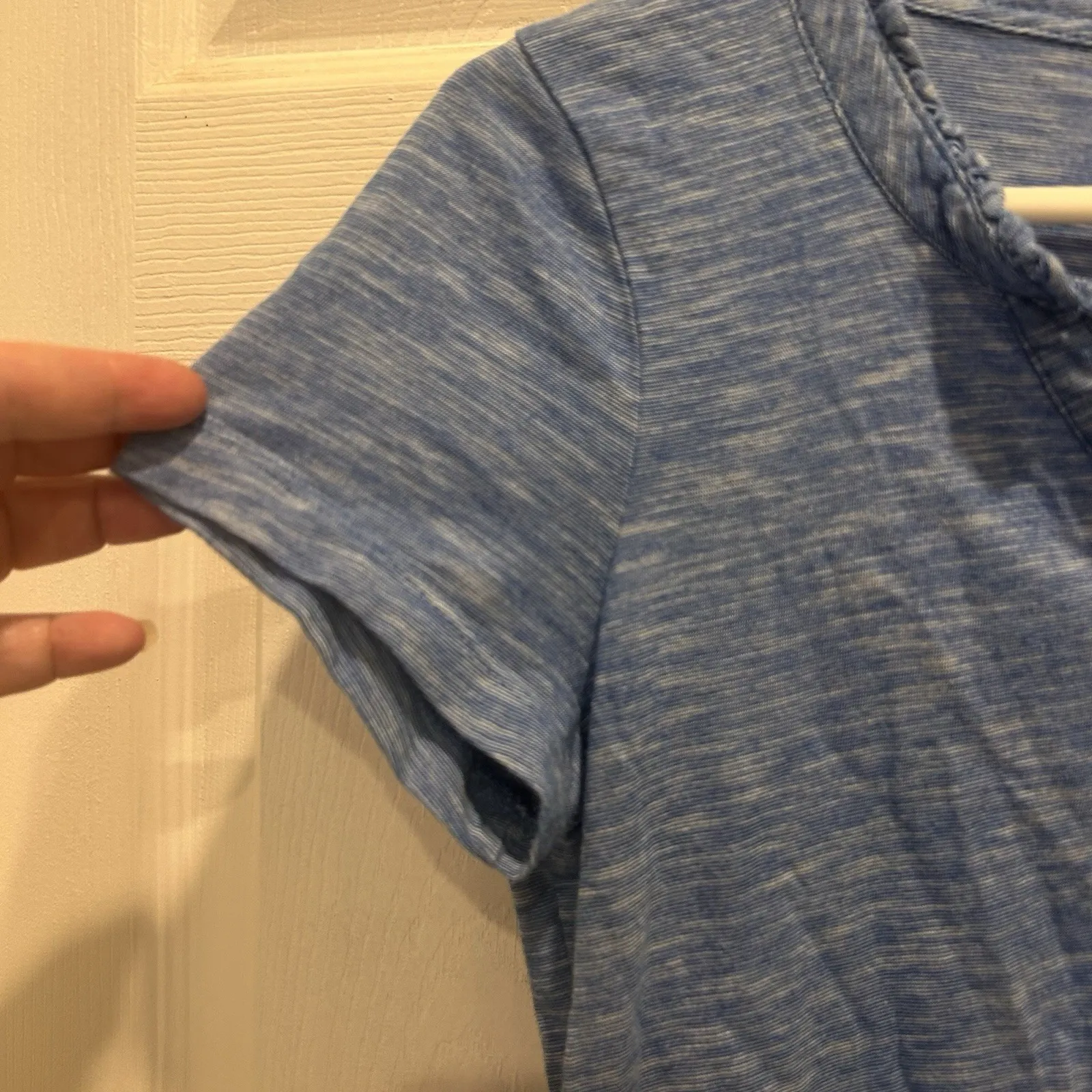 L.L. Bean Women's Size XS‎ Space Dye Blue Ruffle Henley S/S Fitted T - Image 5