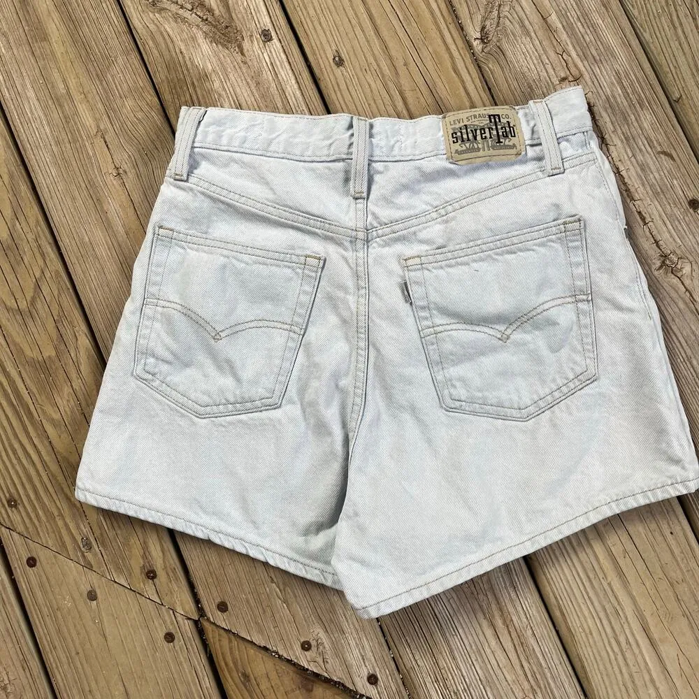 Levi's Silver Tab Mom Shorts Light Wash 100% Cotton Size 28" - Image 2